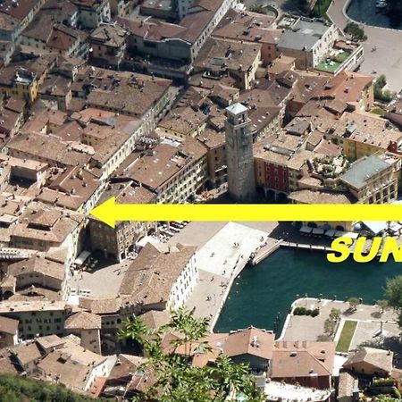 Appartamento Sunrise - Centro Storico N2 Рива-дель-Гарда Екстер'єр фото